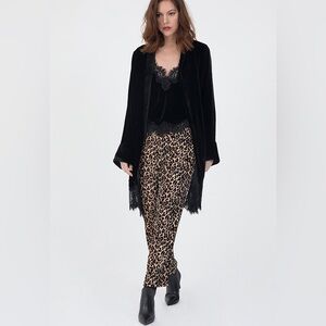 Gold Hawk Silk Animal Print Velvet Ginger Piping pants